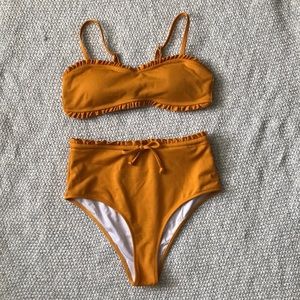 High Waisted 2 piece Swimsuit. Size: Med.